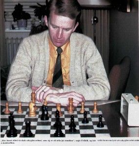Friðrik við taflborðið